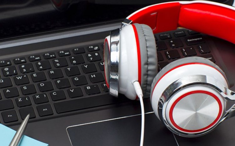 Phụ kiện cho chiếc laptop &ndash; Tai nghe