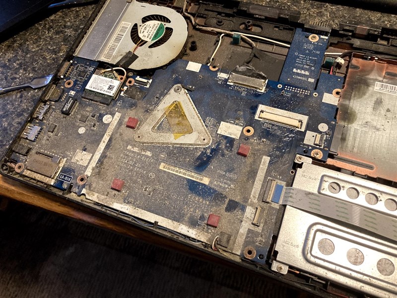 Phần cứng bị bẩn