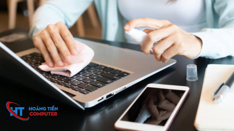 Tại sao phải vệ sinh laptop thường xuy&ecirc;n